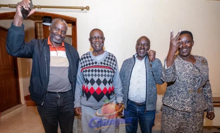 Oburu hosts Senate delegation at Nairobi Home Oburu said the delegation visited him to check on his wellbeing.