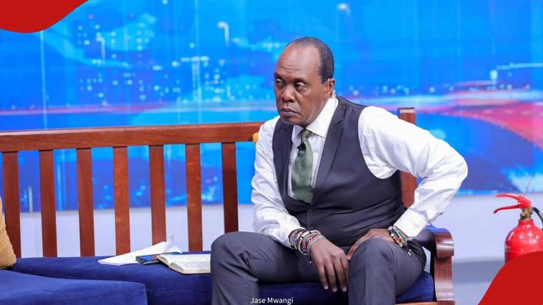 Jeff Koinange: Mishap as microphone picks question editor was feeding journalist