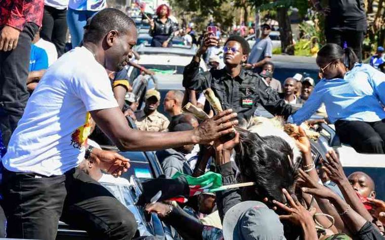 Teargas disrupts Linda Mwananchi rally in Meru