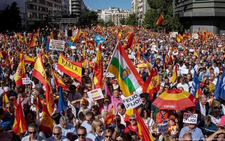 Spain rocked by protests over migrant influx into Ceuta