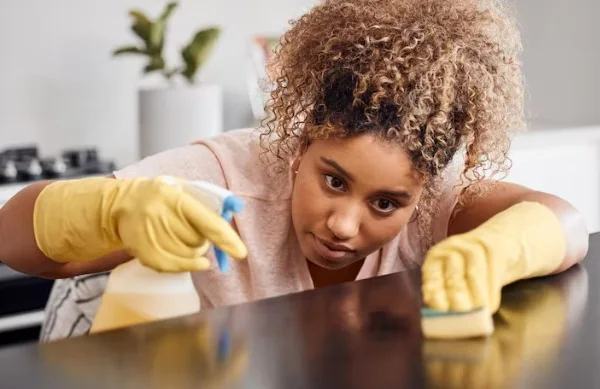 10 kitchen cleaning products you should think twice before using